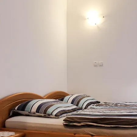 Feriegård Farm Loger