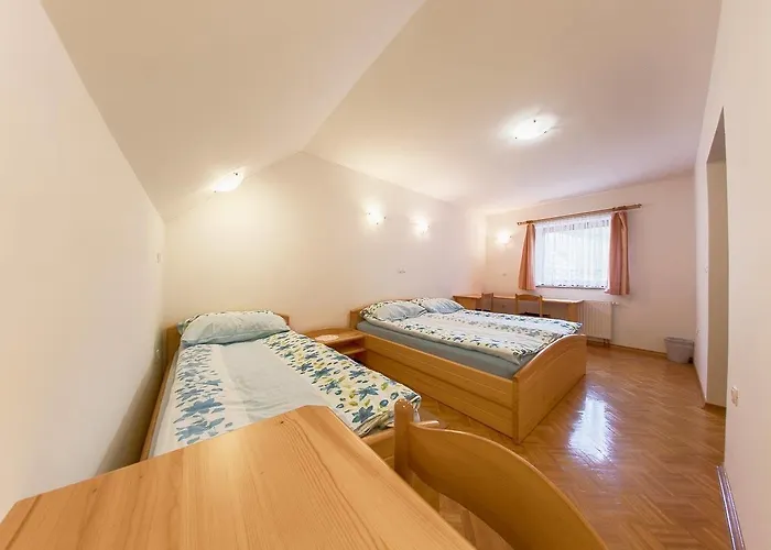 مزرعة للإقامة Farm Loger Ljubno