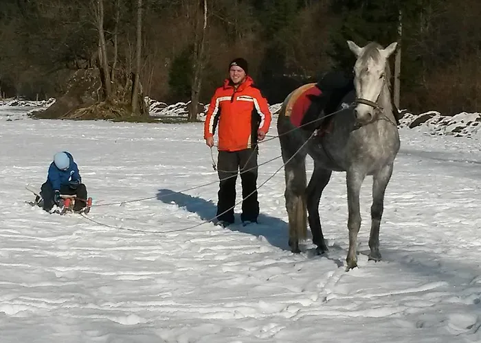 مزرعة للإقامة Farm Loger